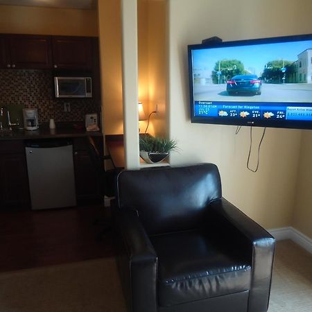 Bayside Inn & Waterfront Suites Kingston Pokój zdjęcie