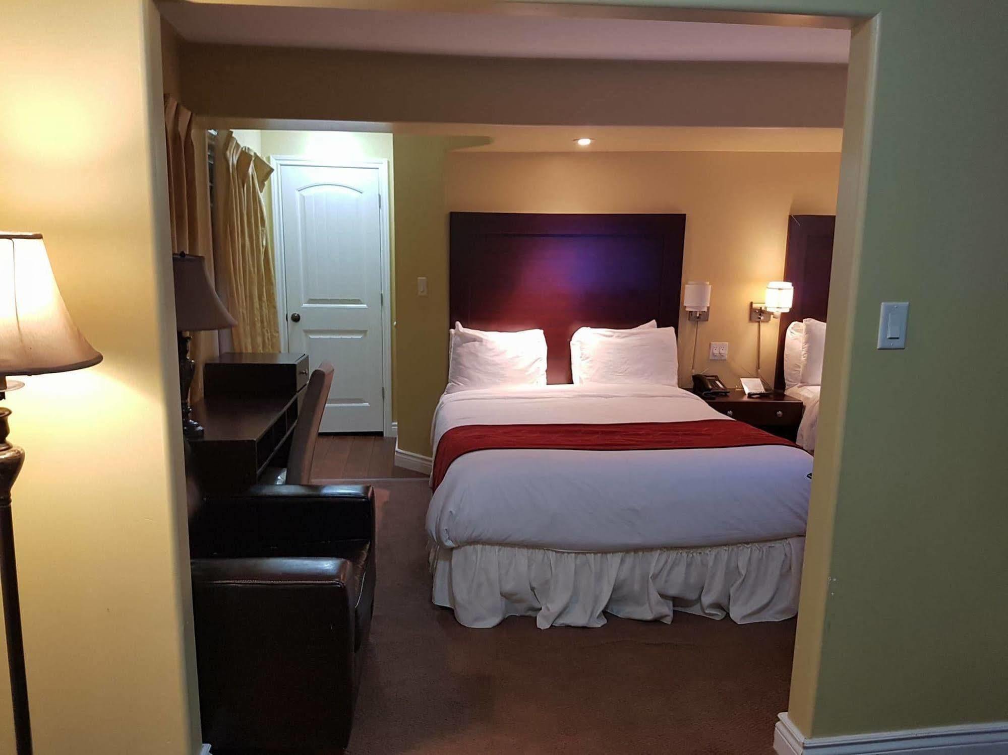 Bayside Inn & Waterfront Suites Kingston Zewnętrze zdjęcie